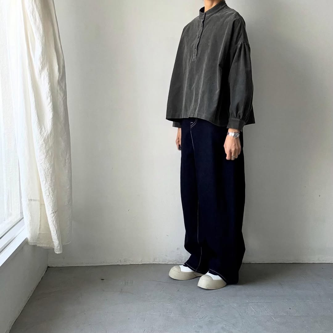 Linenya  長袖スタンドカラーブラウス　チャコール