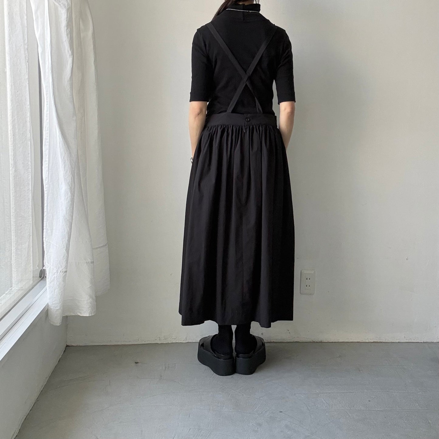 atelier naruse  コットンサスペンダースカート