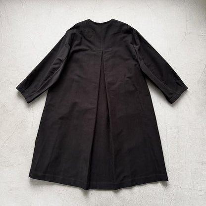 atelier d'antan Mauryノーカラーコットンコート