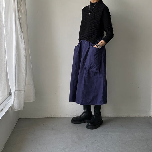 R&D.M.Co 　シュリンクコットンガーメントダイポケットスカート　ダークブルー