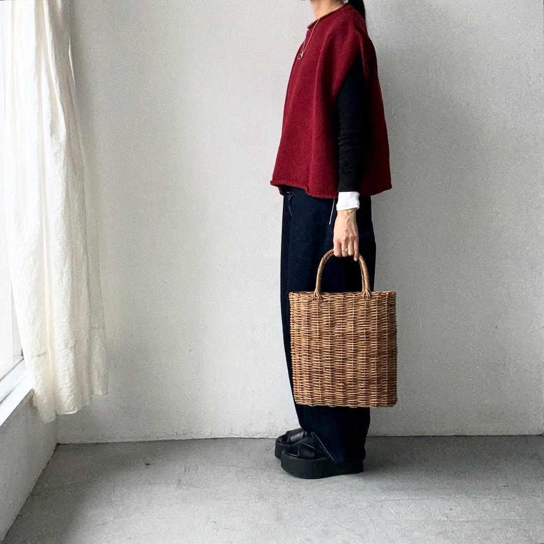 atelier d'antan Rude ウールニットベスト　ダークレッド