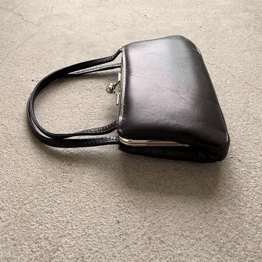 松野屋　持ち手付きがま口財布