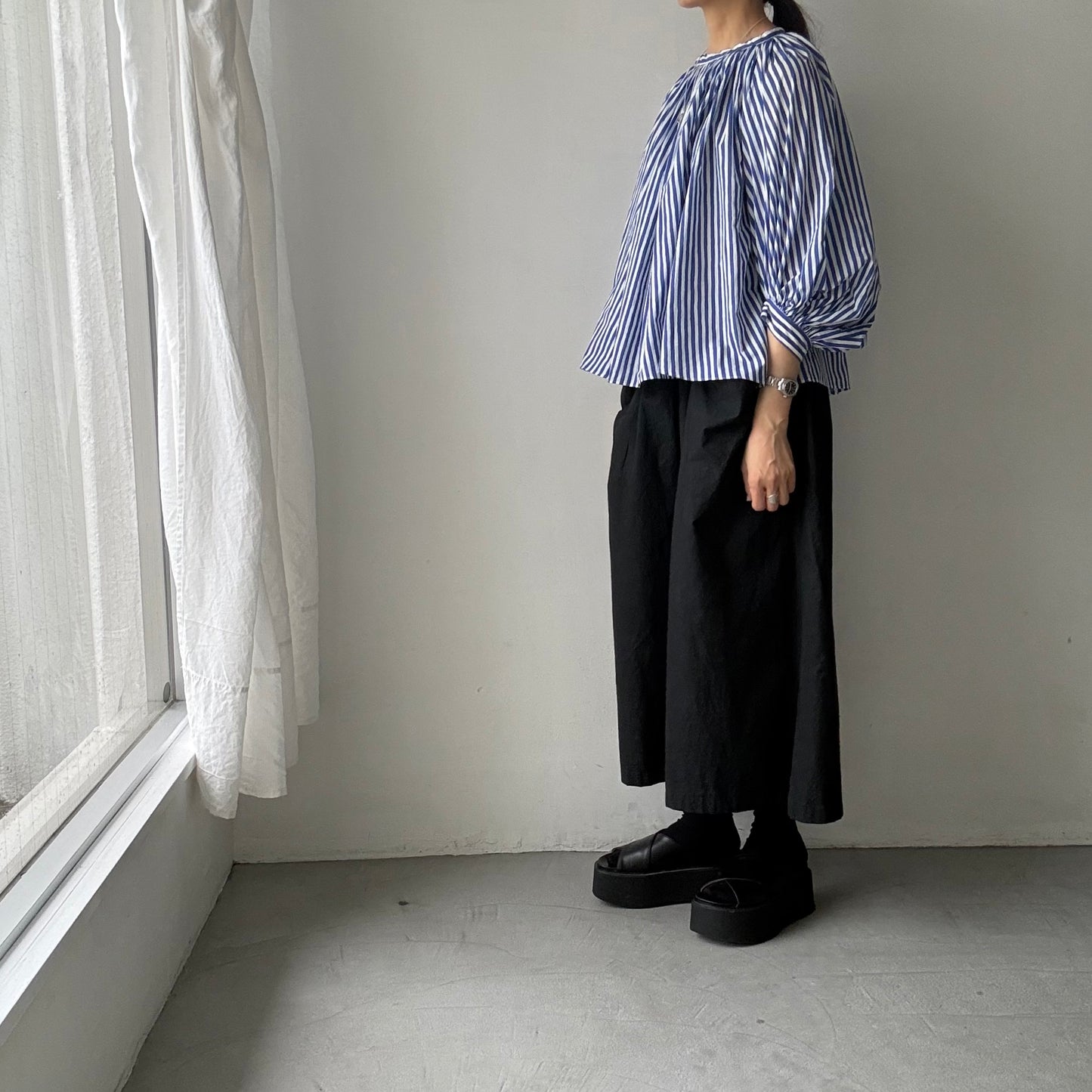 R&D.M.Co キャンディストライプギャザースモック