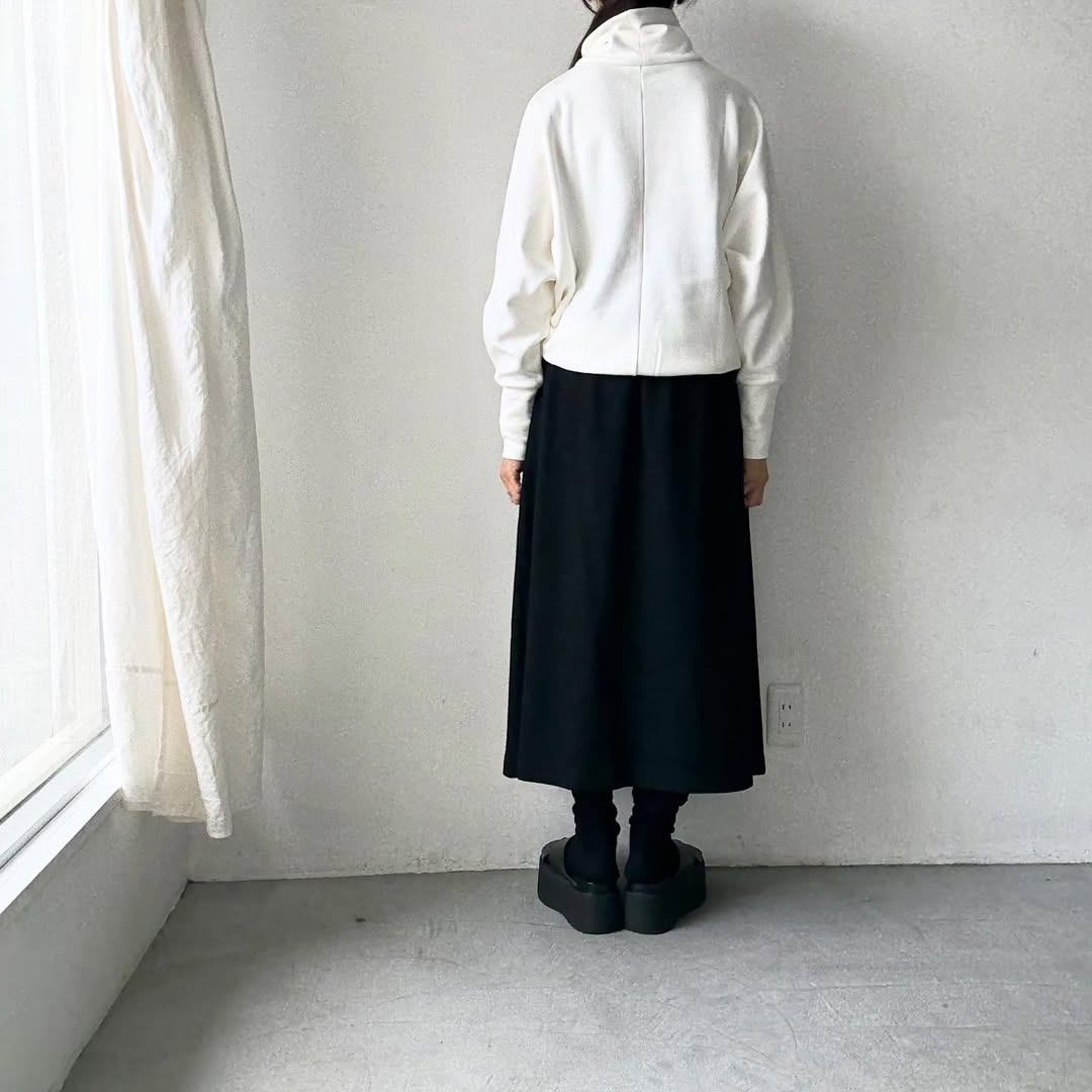 Linenya  コットンハイネックプルオーバー　ホワイト