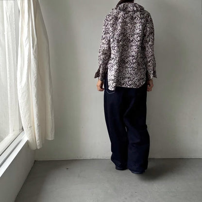 R&D.M.Co ワイルドベリーリネンラッフルカラーブラウス
