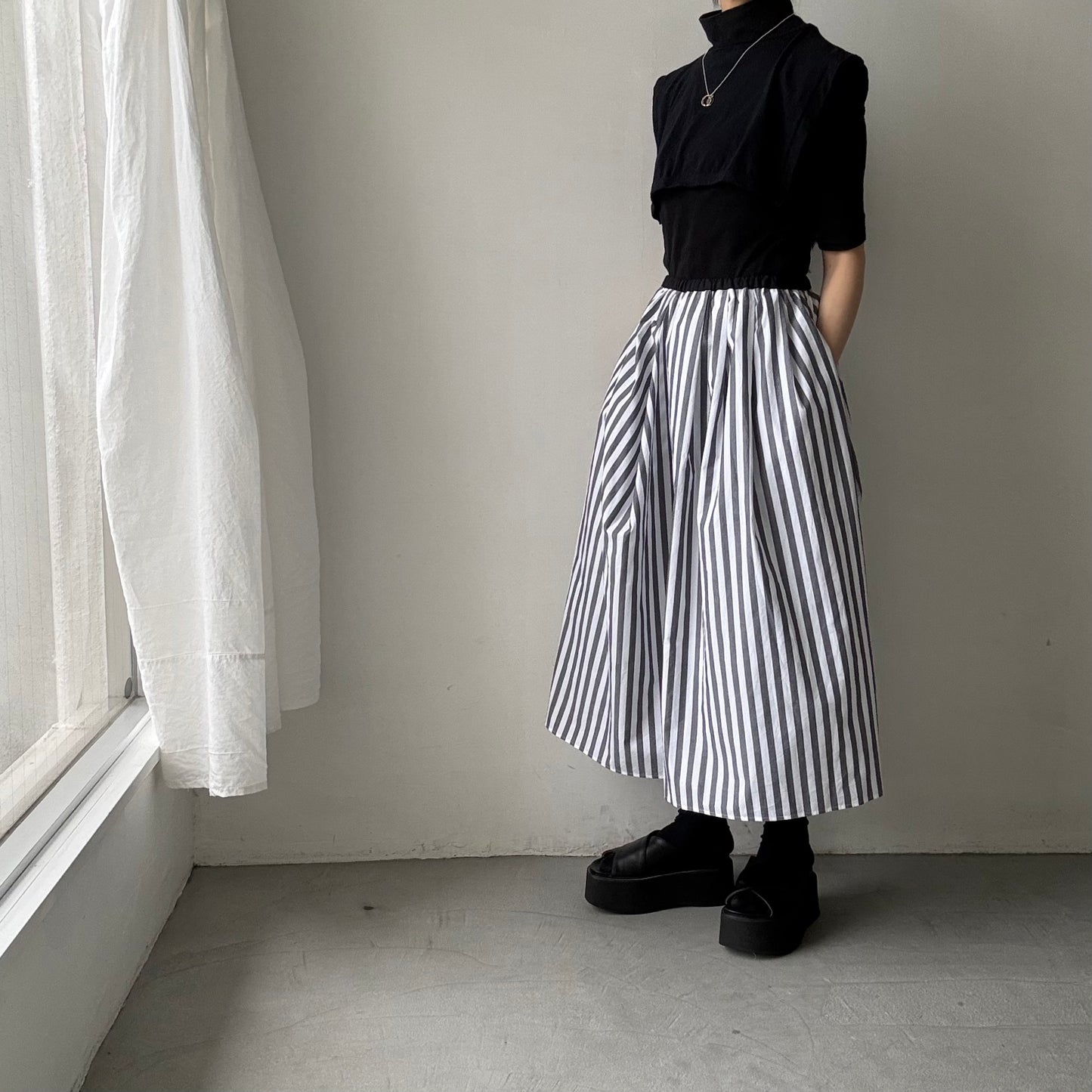 ayanoguchiaya　ストライプタックワイドスカート(blanc別注)