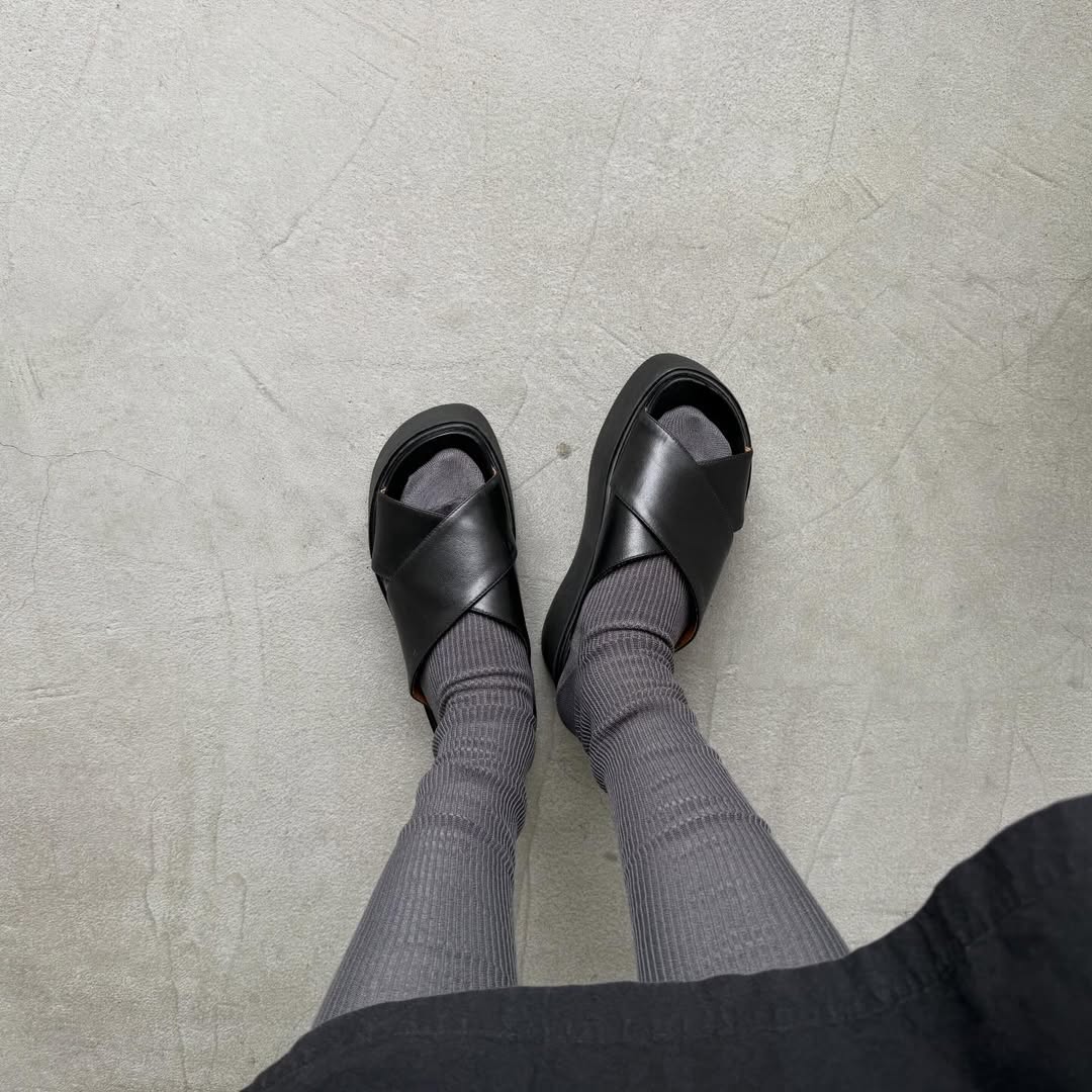 homspun シルケットコットンハイソックス　グレー