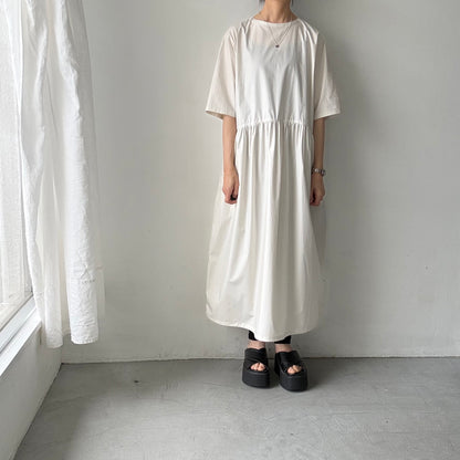 TENNE HANDCRAFTED MODERN バルーンドレス　ベージュ