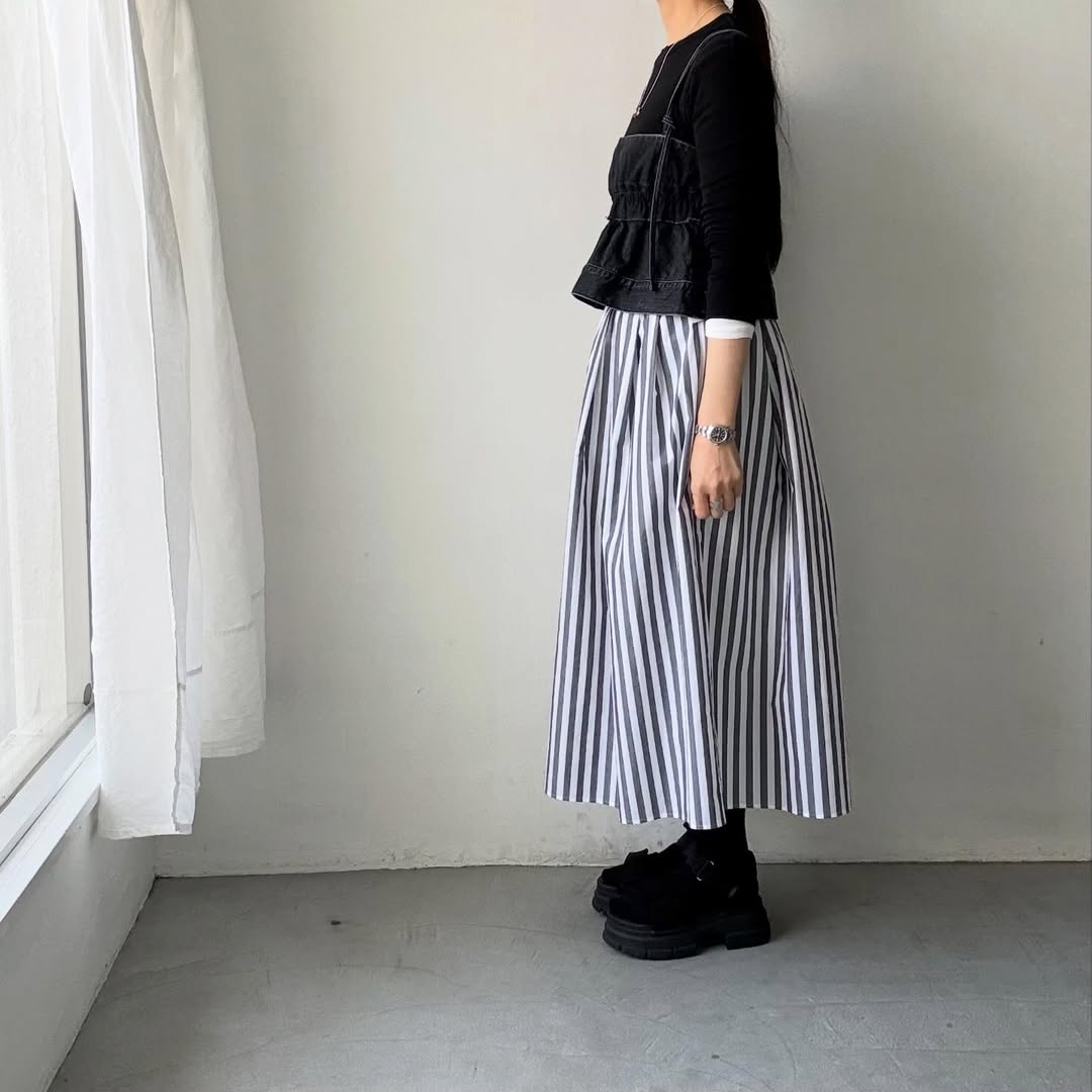 ayanoguchiaya　ストライプタックワイドスカート(blanc別注)