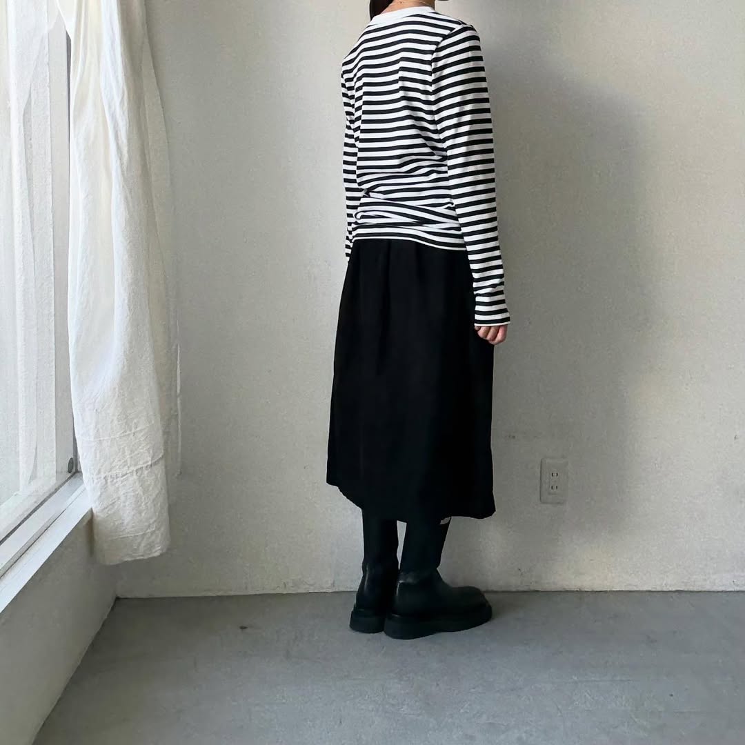 R&D.M.Co 裏起毛ボーダークルーネック長袖Tシャツ　ホワイト×ブラック