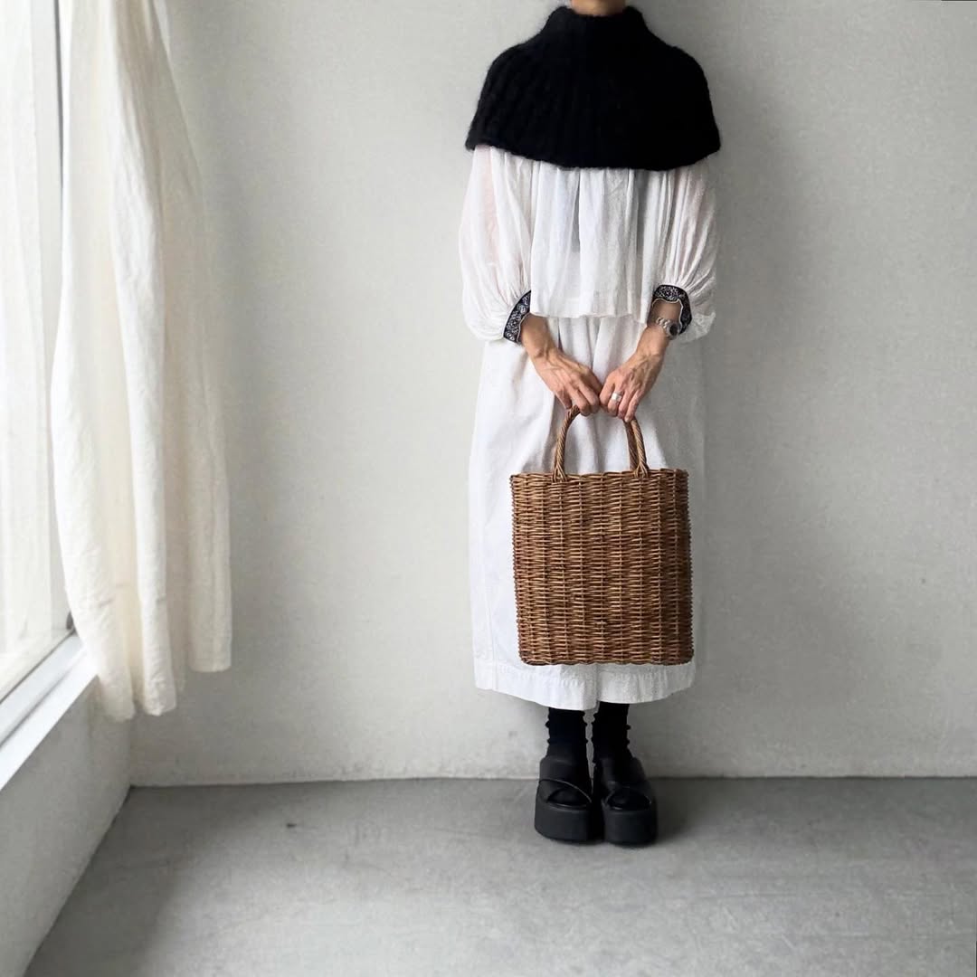 Karakoram  ライトモヘアショルダースカーフ