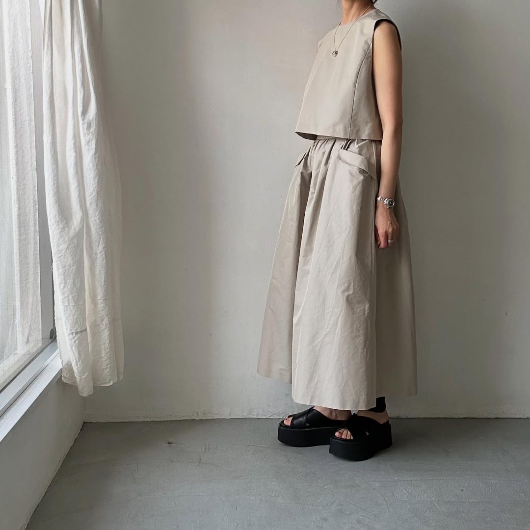 saqui  タフタクロップドトップ