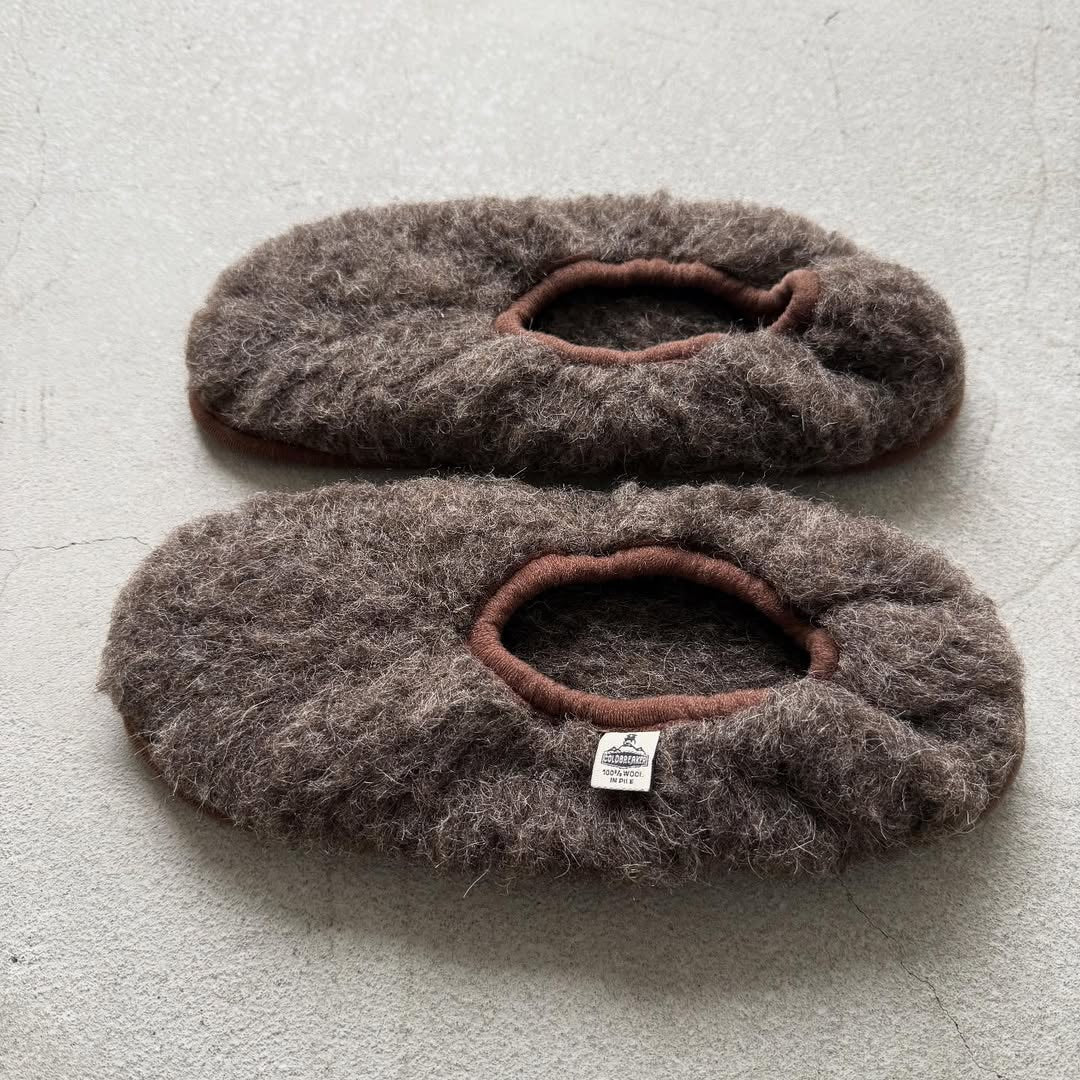 COLD BREAKER　ウールルームシューズ　ブラウン
