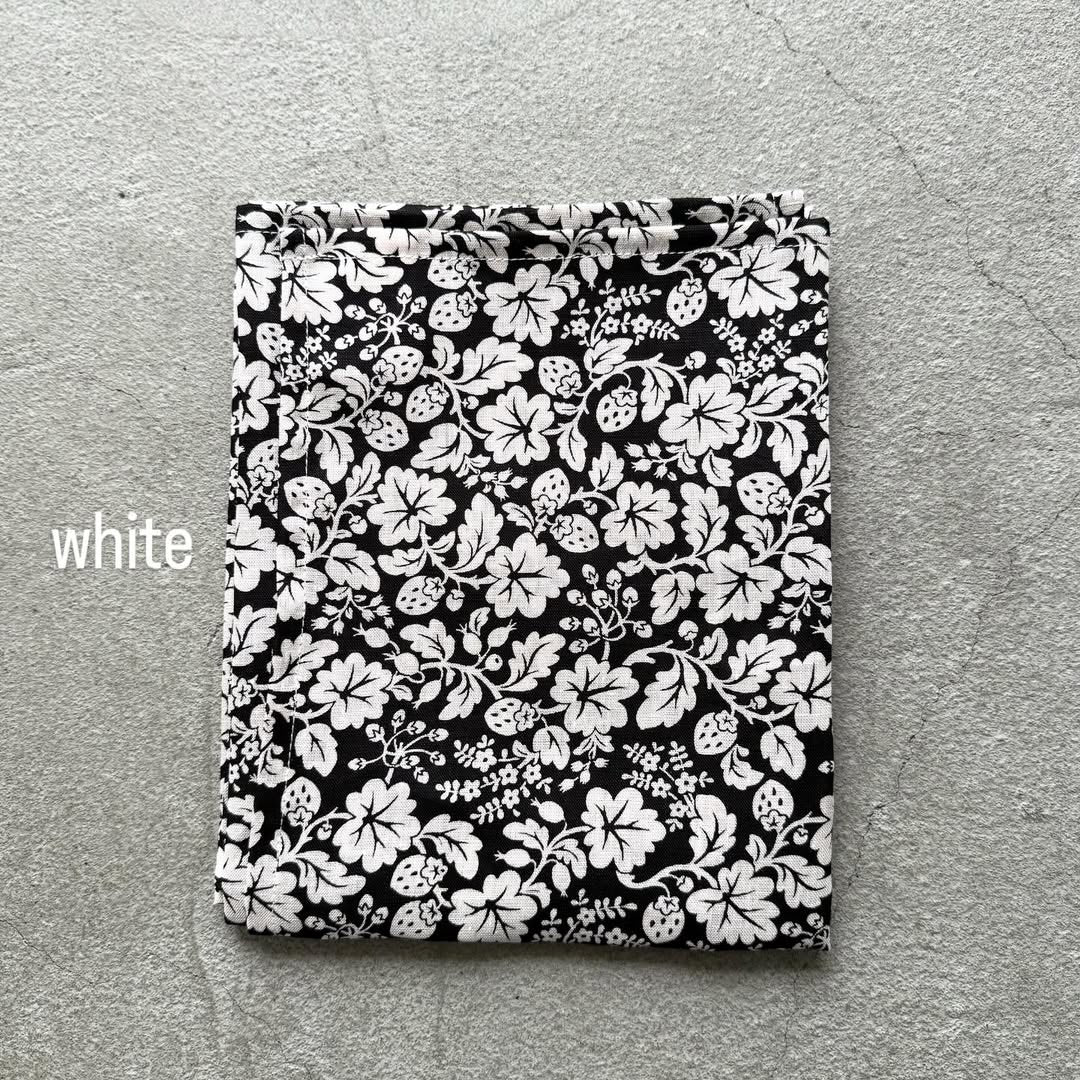R&D.M.Co ワイルドベリーリネンキッチンクロス – blanc