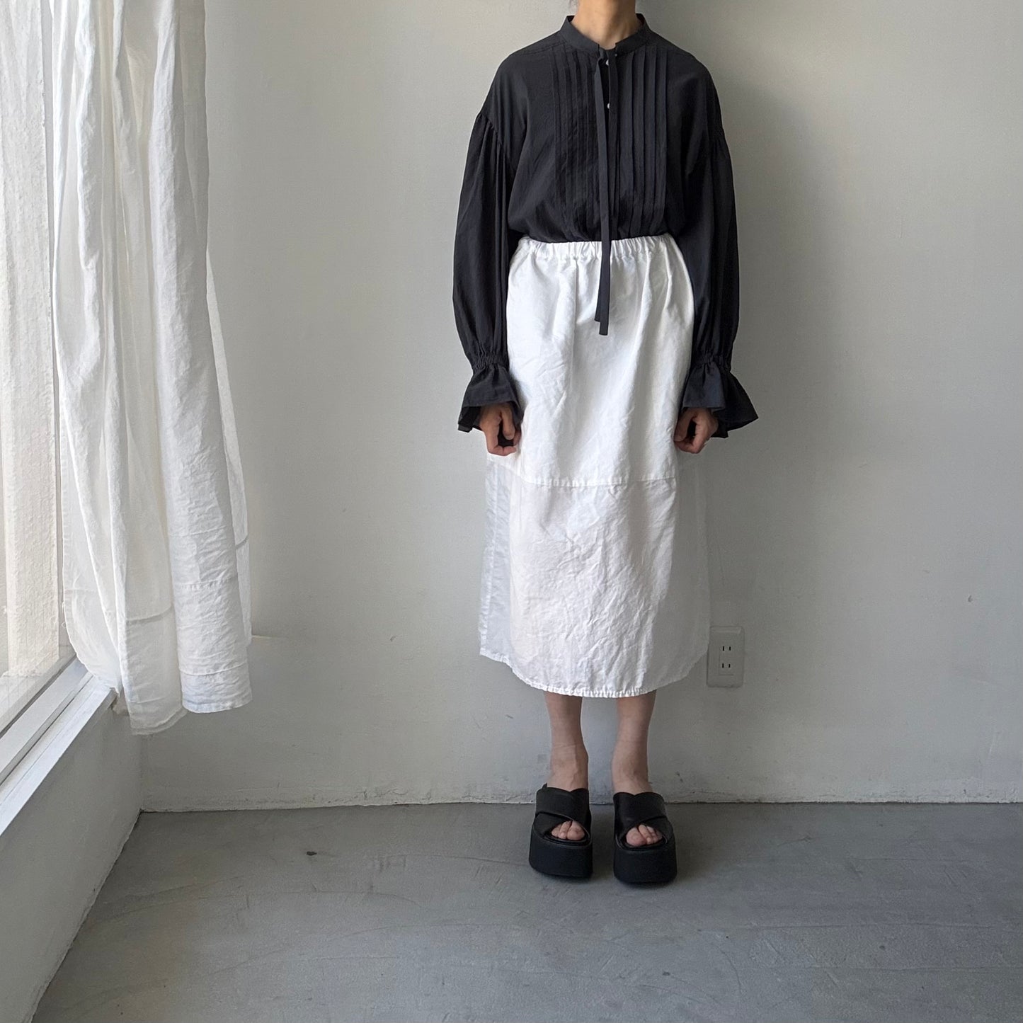 MAGALI  天日干しコットンボウタイブラウス