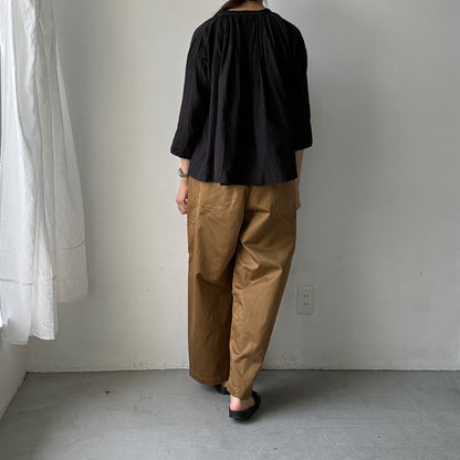 homspun 高密度ウエポンギャザーパンツ　キャメル