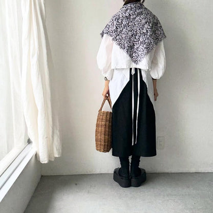 R&D.M.Co  ワイルドベリーガーゼショール　ブラック×ホワイト