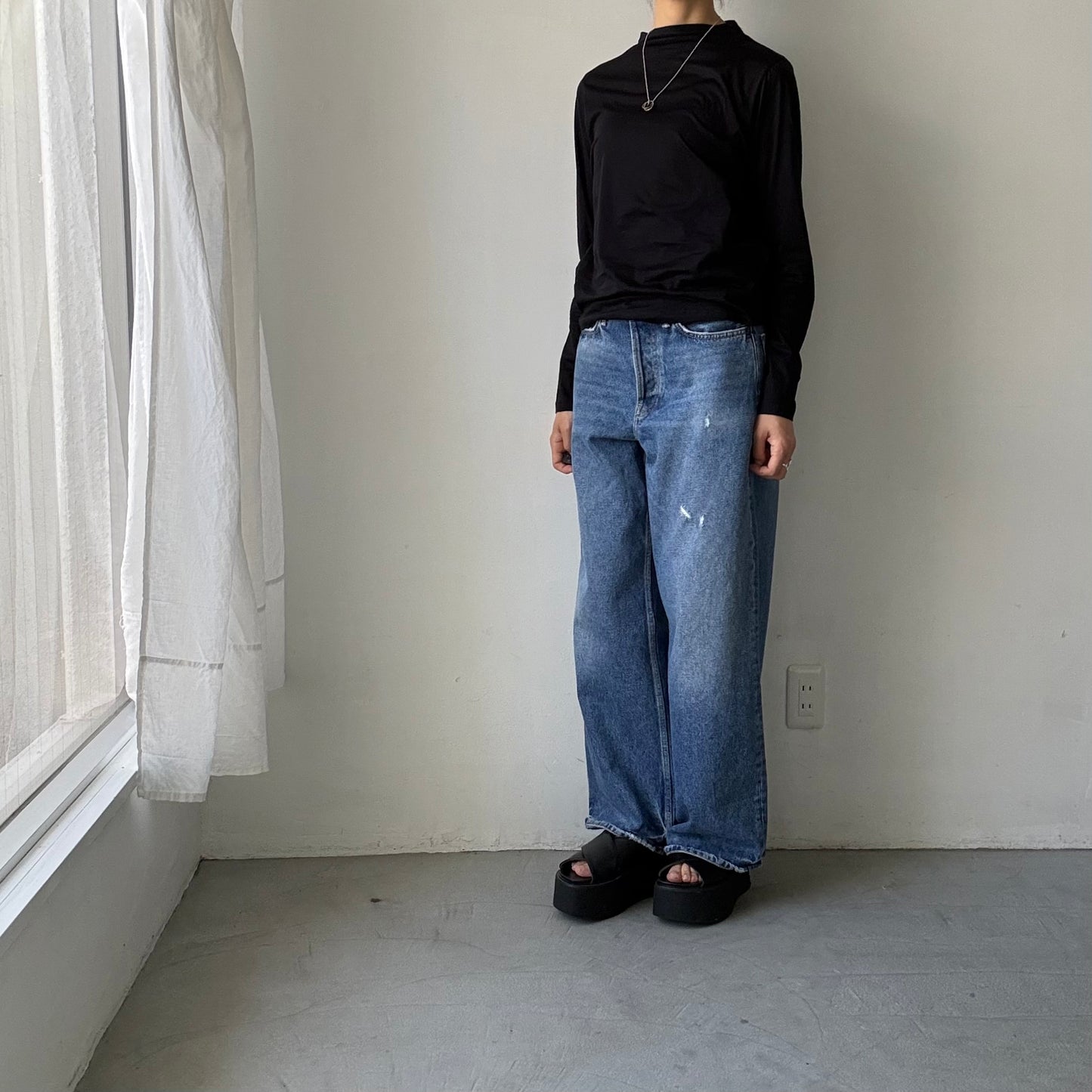 R&D.M.Co  ボトルネックTシャツ　ブラック