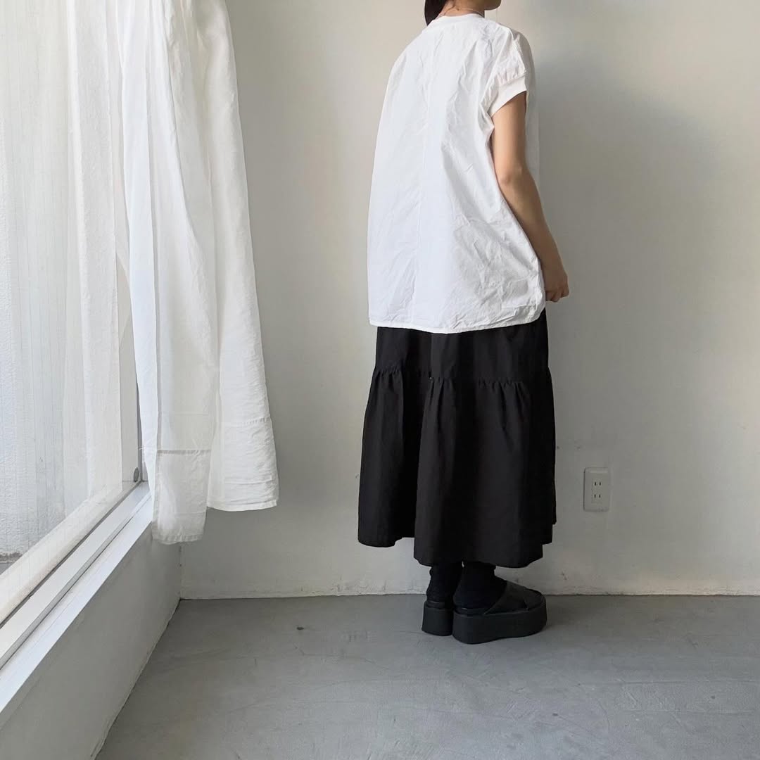 homspun コンパクトウェザーノースリーブ(オーバーサイズ)  ホワイト