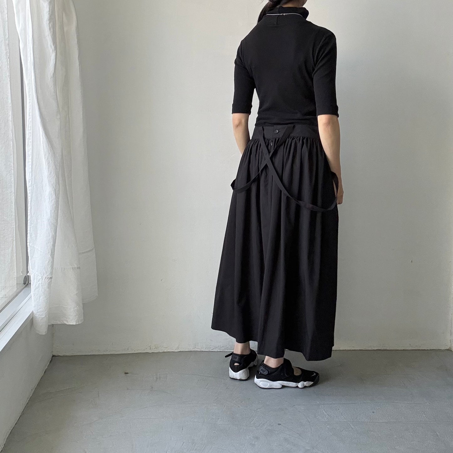 atelier naruse  コットンサスペンダースカート