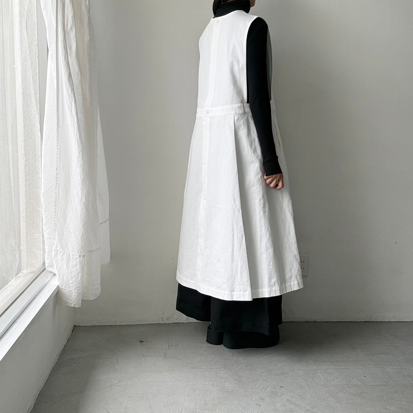 atelier d'antan ×blanc  kobell コットンエプロンドレス　ホワイト