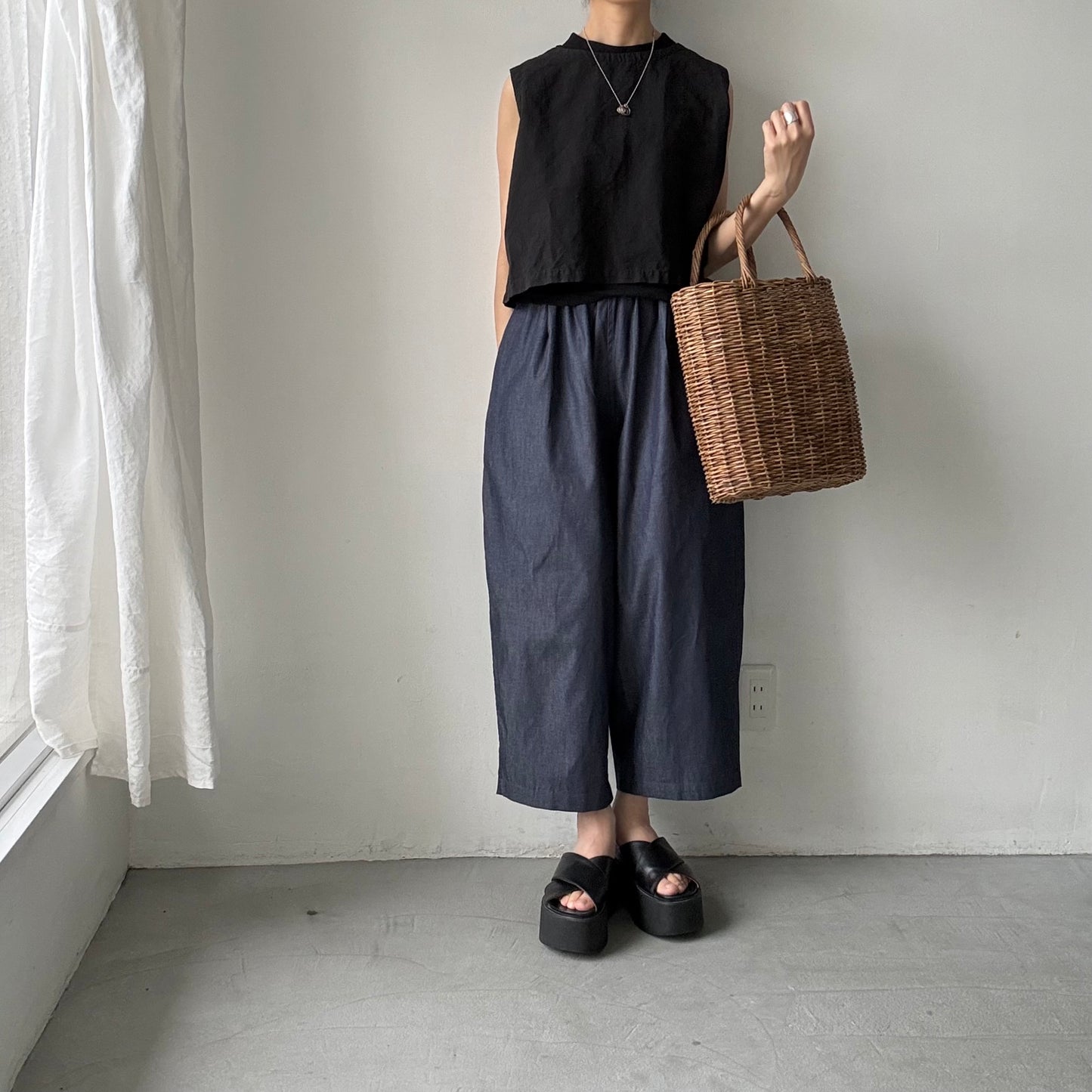 Linenya  デニムタックワイドパンツ