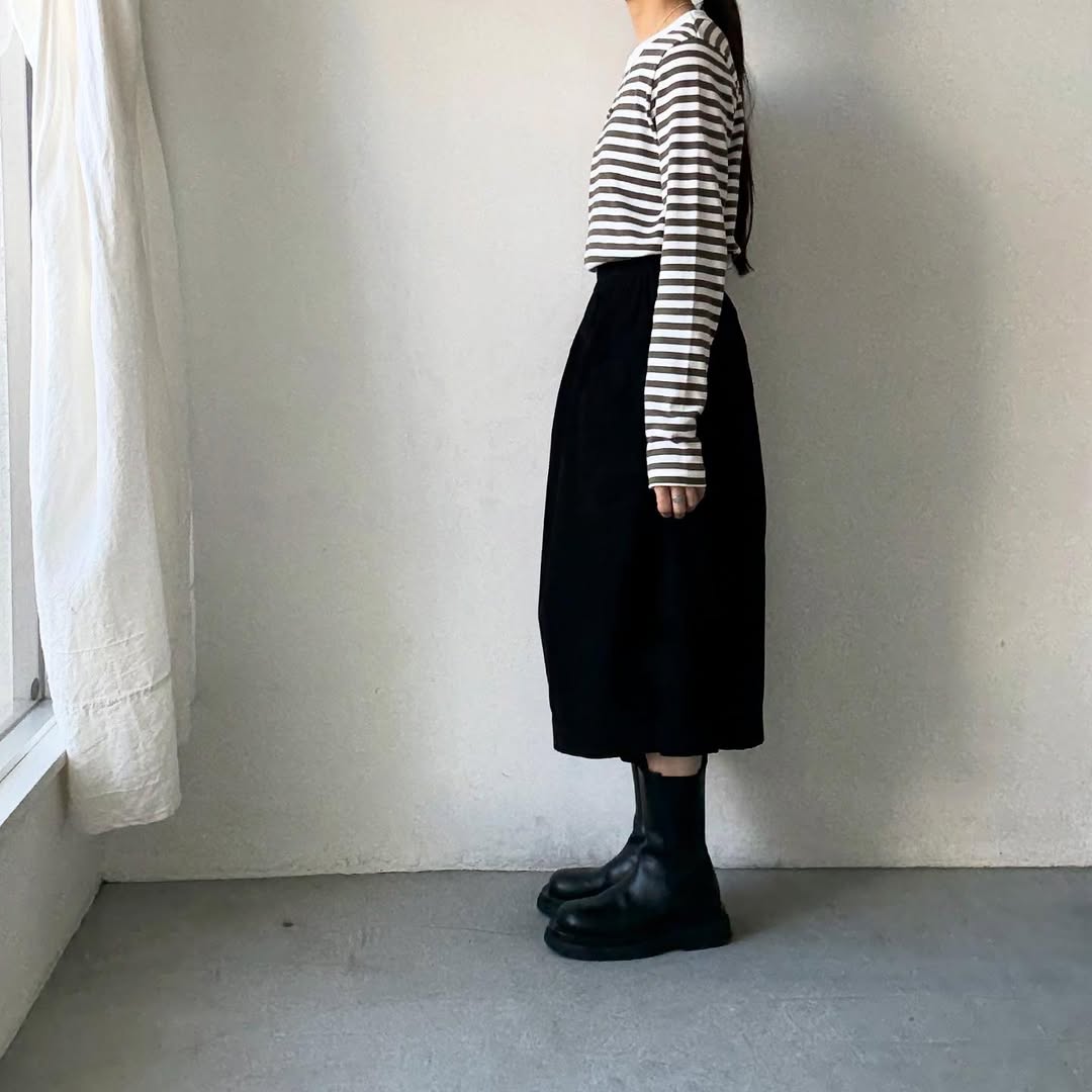 R&D.M.Co 裏起毛ボーダークルーネック長袖Tシャツ　ホワイト×カーキ