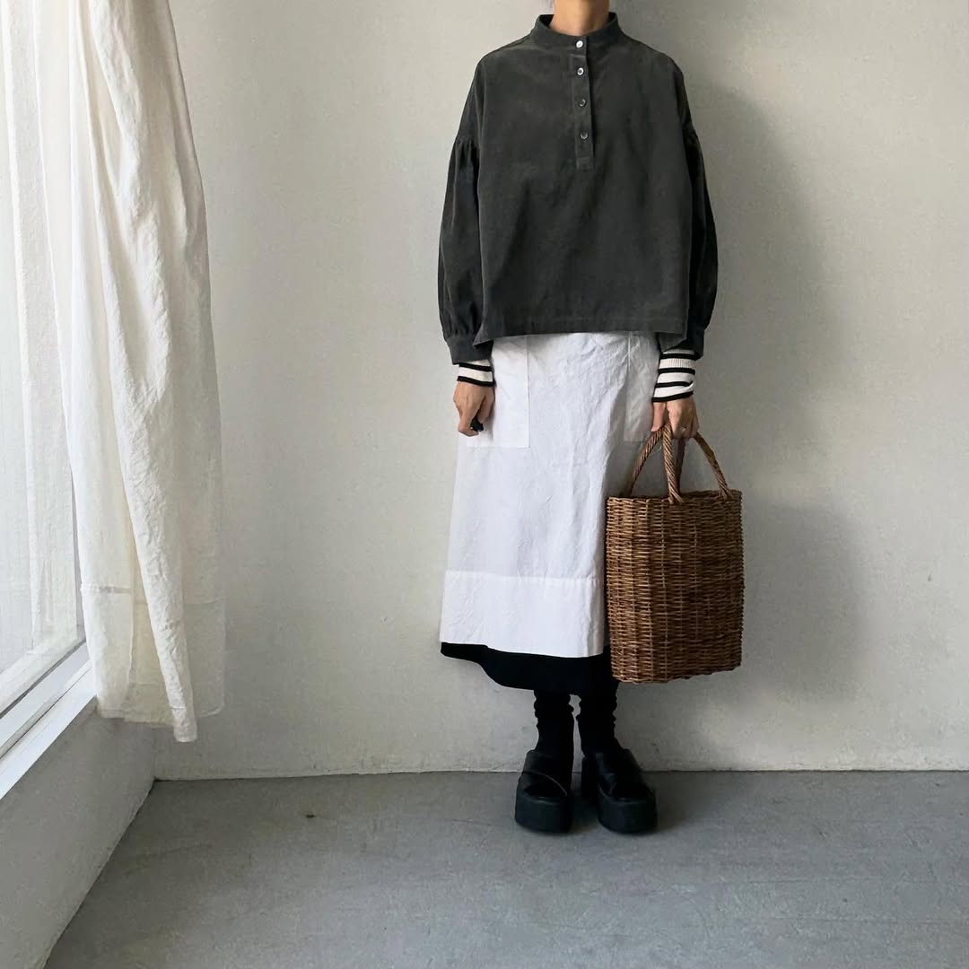 Linenya  長袖スタンドカラーブラウス　チャコール