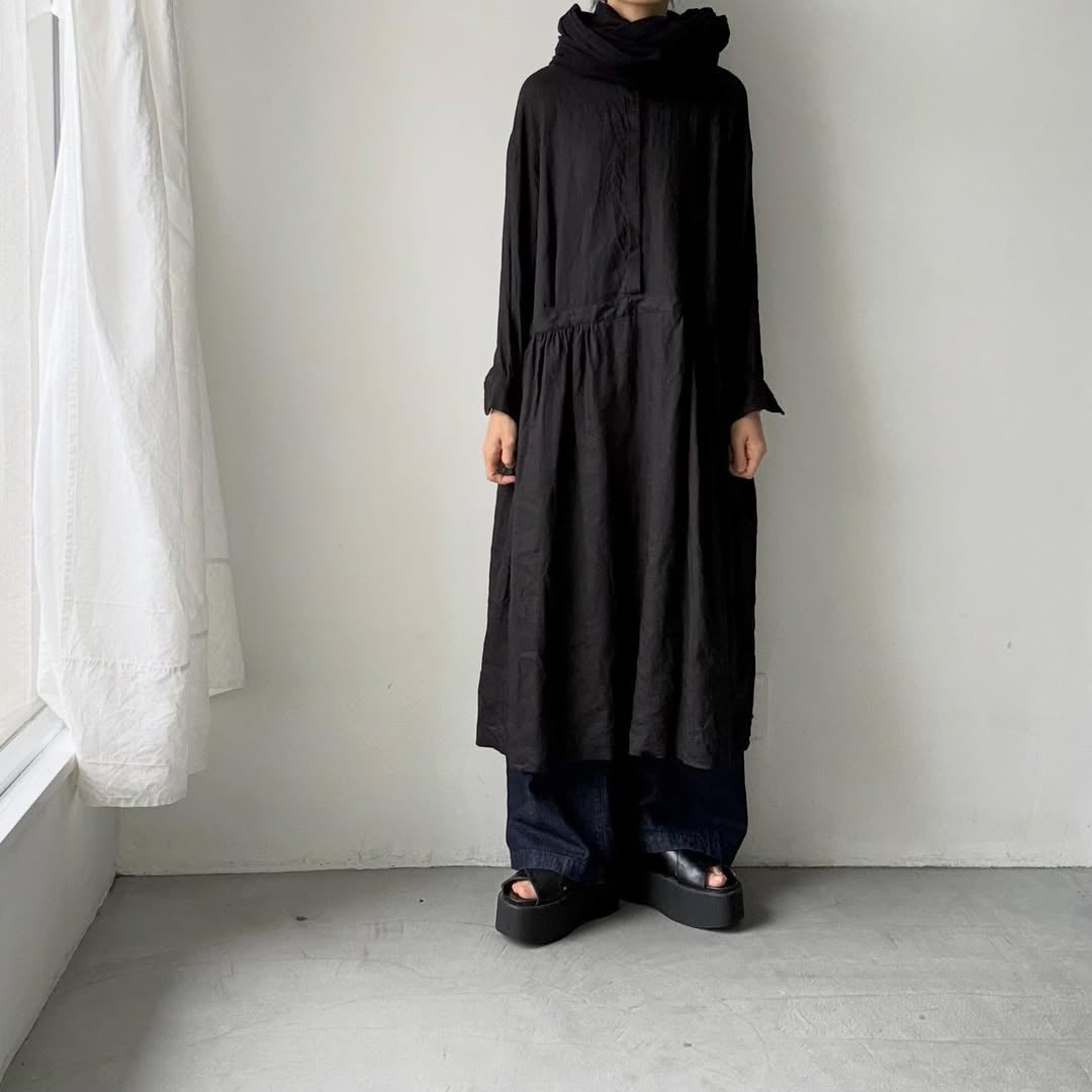 atelier naruse  リネンシャツワンピース　ブラック