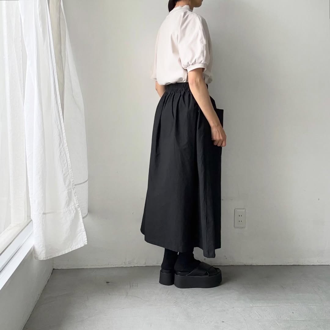 MAGALI コットン天竺ギャザースリーブカットソー　オートミール