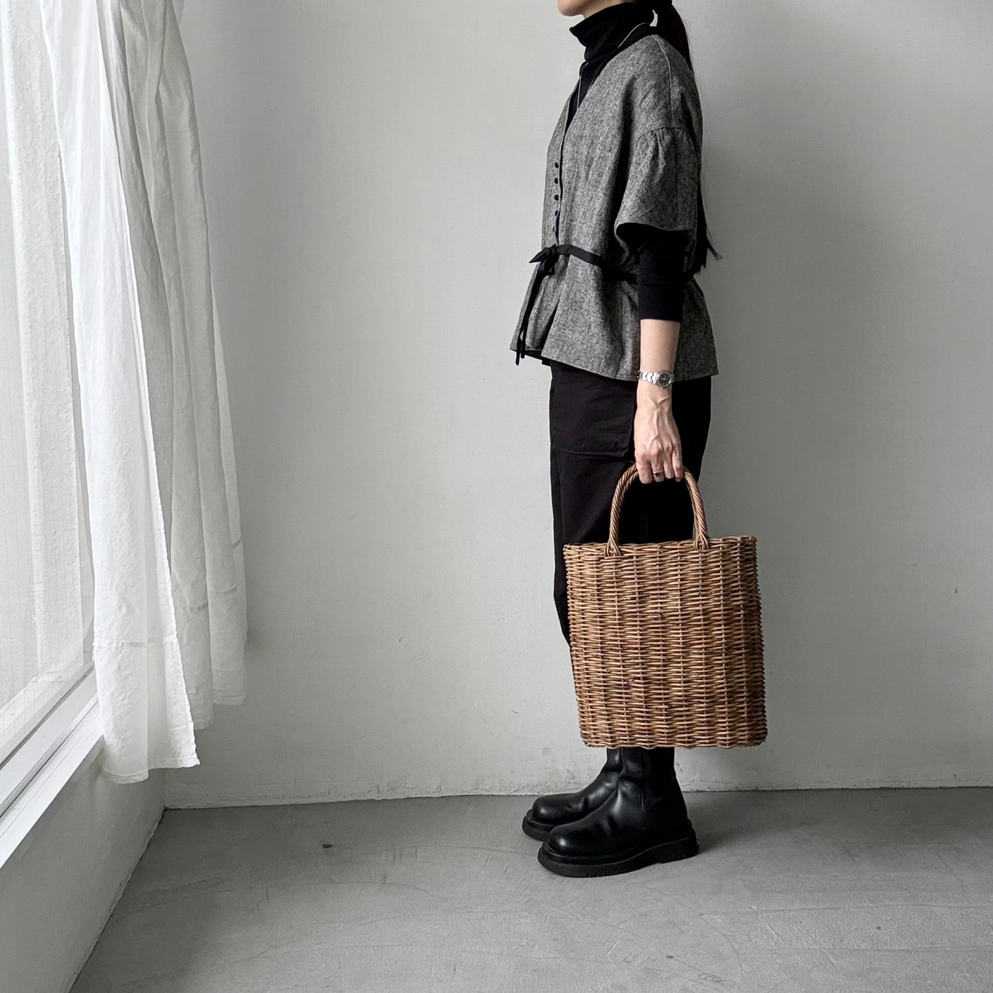 MAGALI  トリプルウォッシュリネンカシュクールジレ　フォグブラック