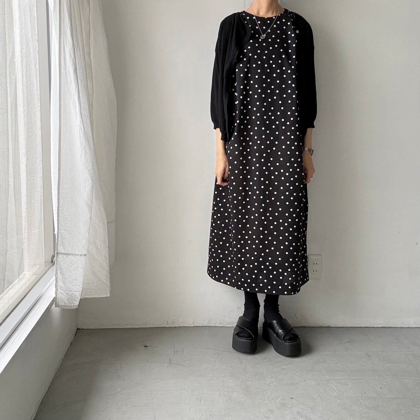 cion  コットン水玉ショルダーリボンワンピース