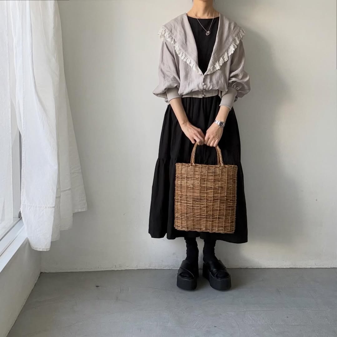 MAGALI コルトレイクリネンレース襟カーディガン　グレー