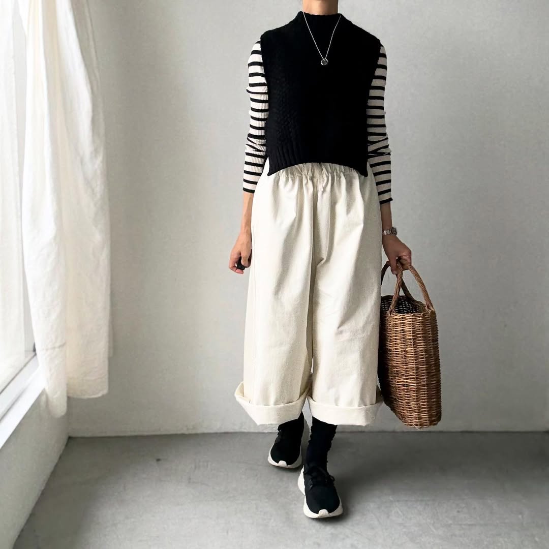 dui jujudhau  ワイドワイドパンツ　チノナチュラル