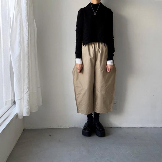 ゴーシュ  オーガニックダックコットンストレートラインパンツ　ベージュ