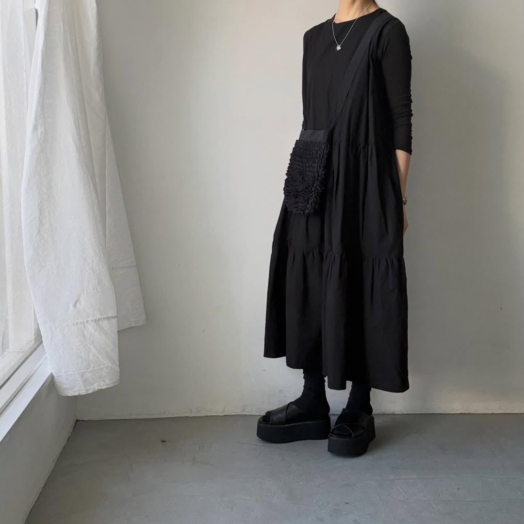 R&D.M.Co ガーメントダイフリルショルダーバッグ