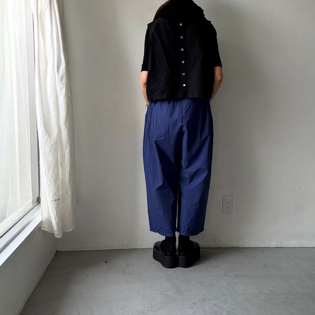 homspun パルキーシーチングコットンギャザーパンツ　ブルー