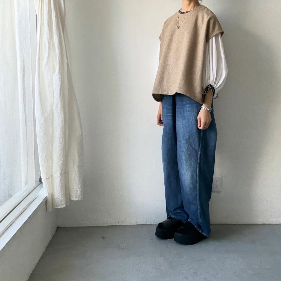 Linenya  ウール混ベスト　ベージュ