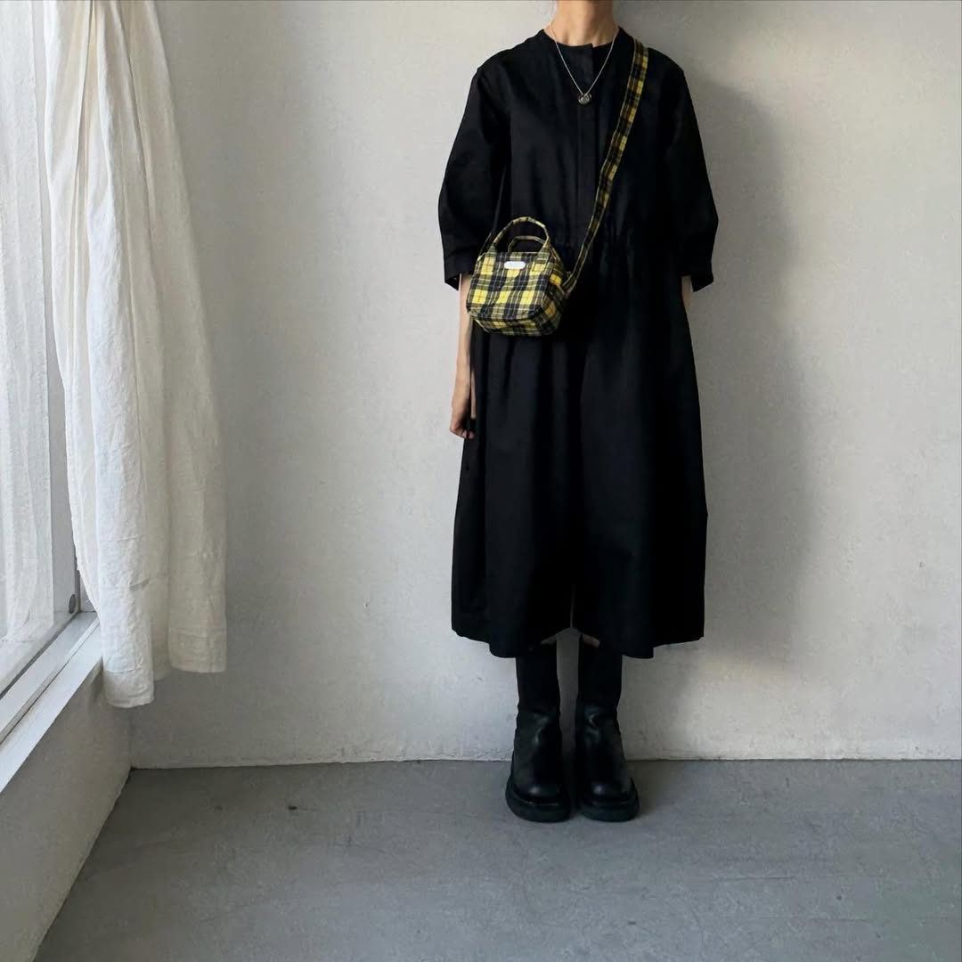 R&D.M.Co タータンチェックグロッサリーミニショルダーバッグ　ルイス