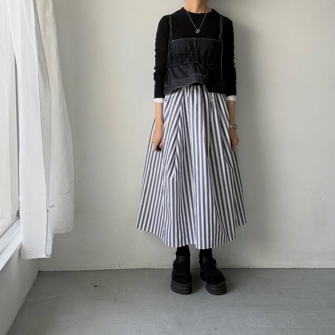 ayanoguchiaya　ストライプタックワイドスカート(blanc別注)