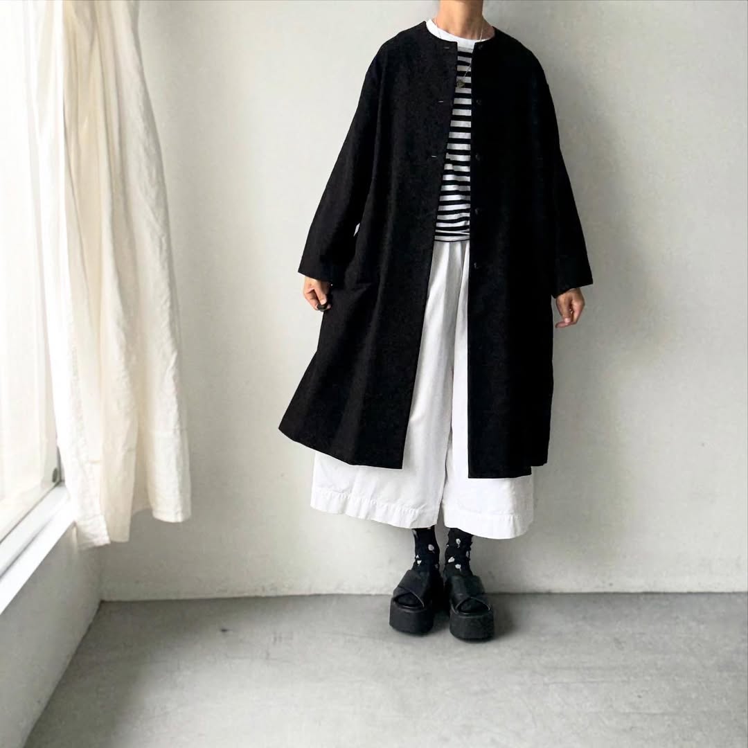 atelier d'antan Mauryノーカラーコットンコート