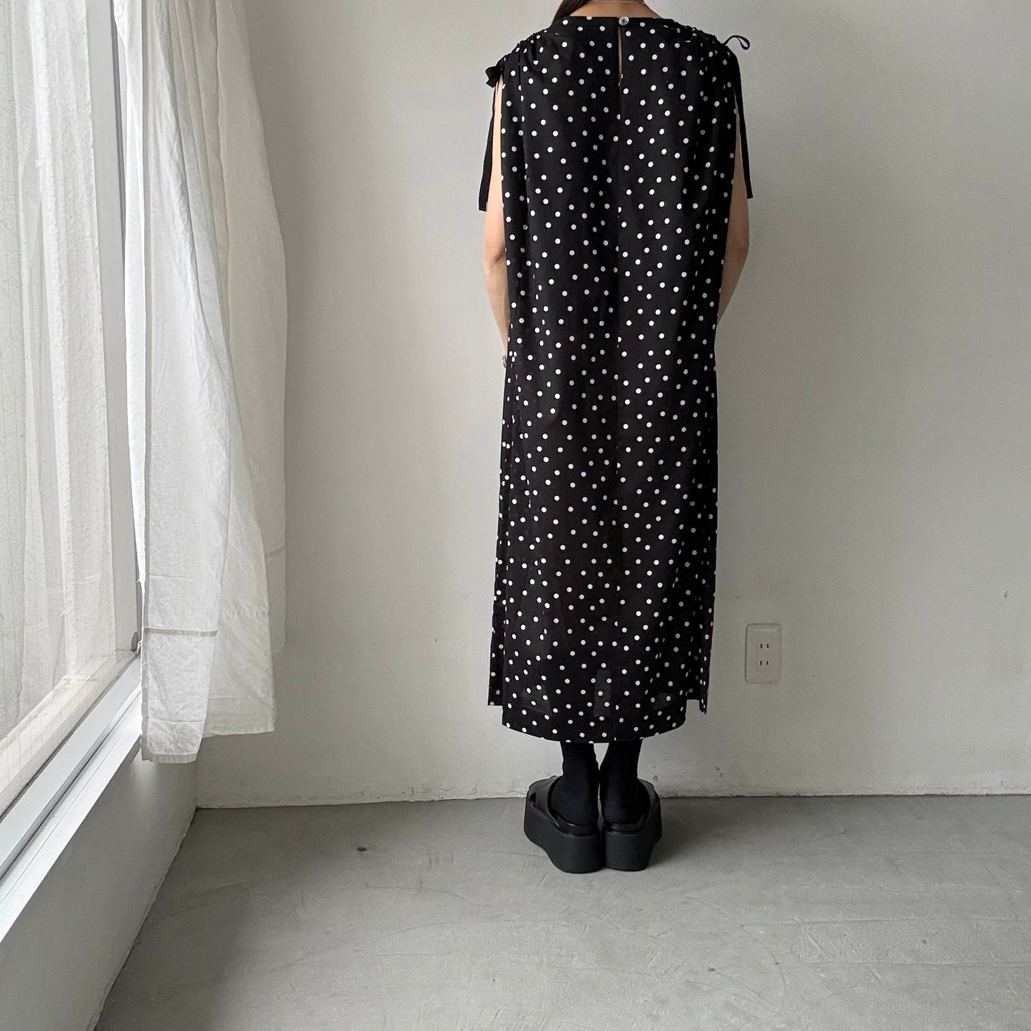 cion  コットン水玉ショルダーリボンワンピース