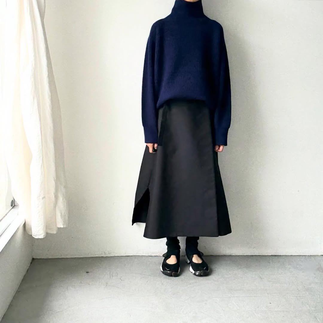 homspun メリノウールワッフル編みプルオーバー　ブルーネイビー