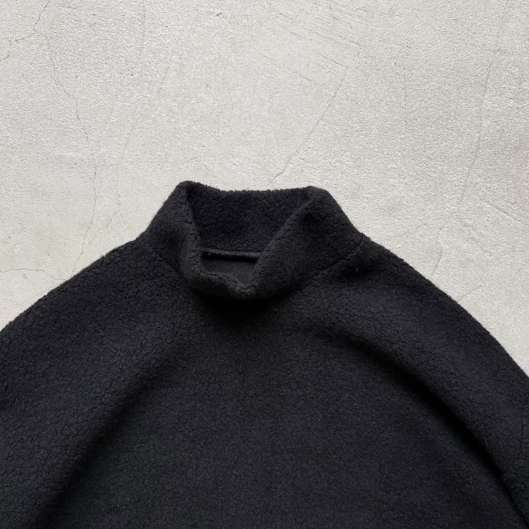 dui jujudhau  ハイネックプルオーバー