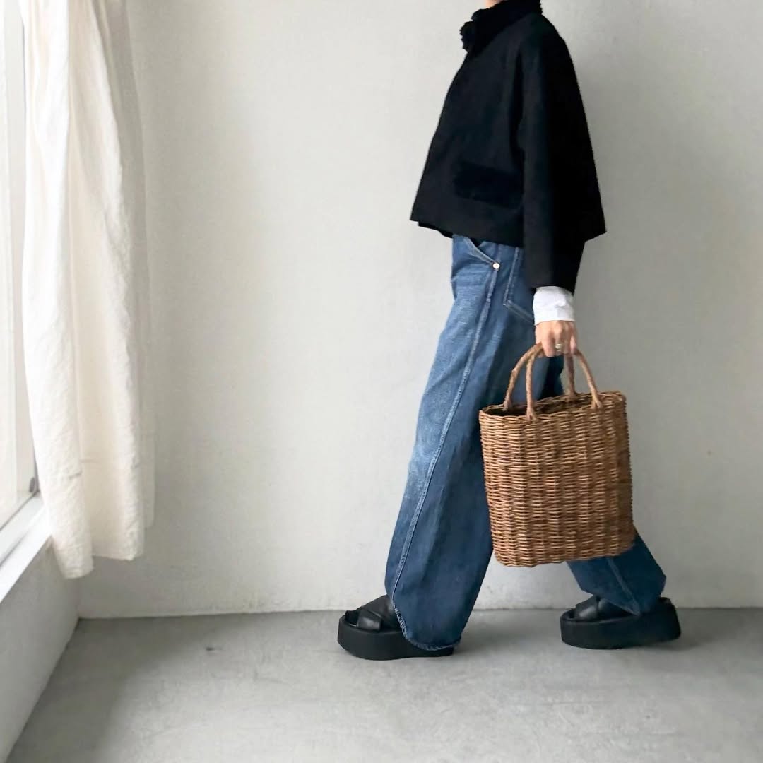 R&D.M.Co  フリルデコレーションジャケット　ブラック