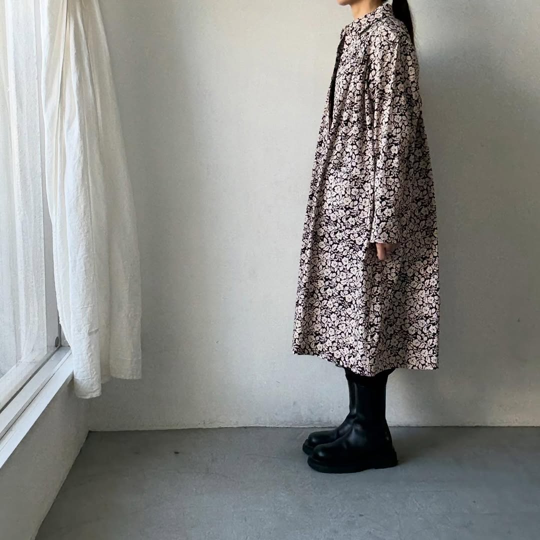 R&D.M.Co  ワイルドベリーヨークギャザーコート