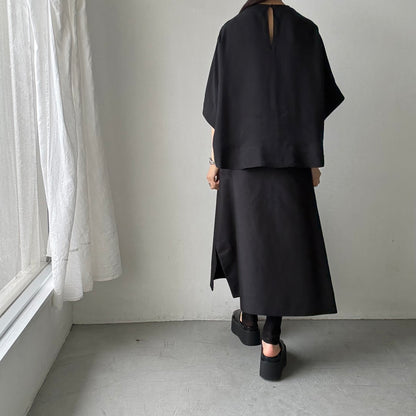 TENNE HANDCRAFTED MODERN ハーフスリーブトップス　ブラック