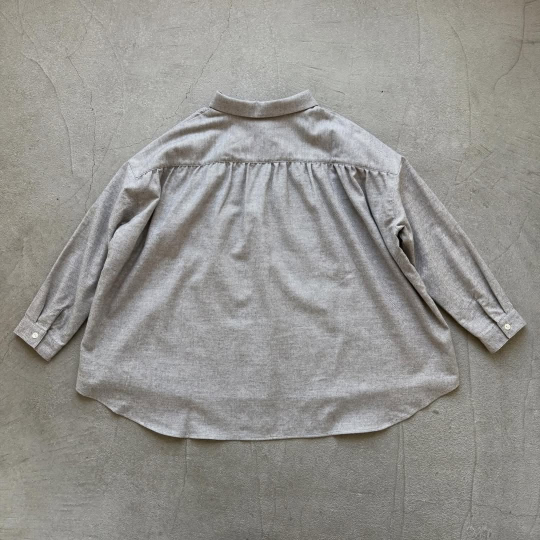 Linenya  コットンヤク丸襟長袖ブラウス　グレー