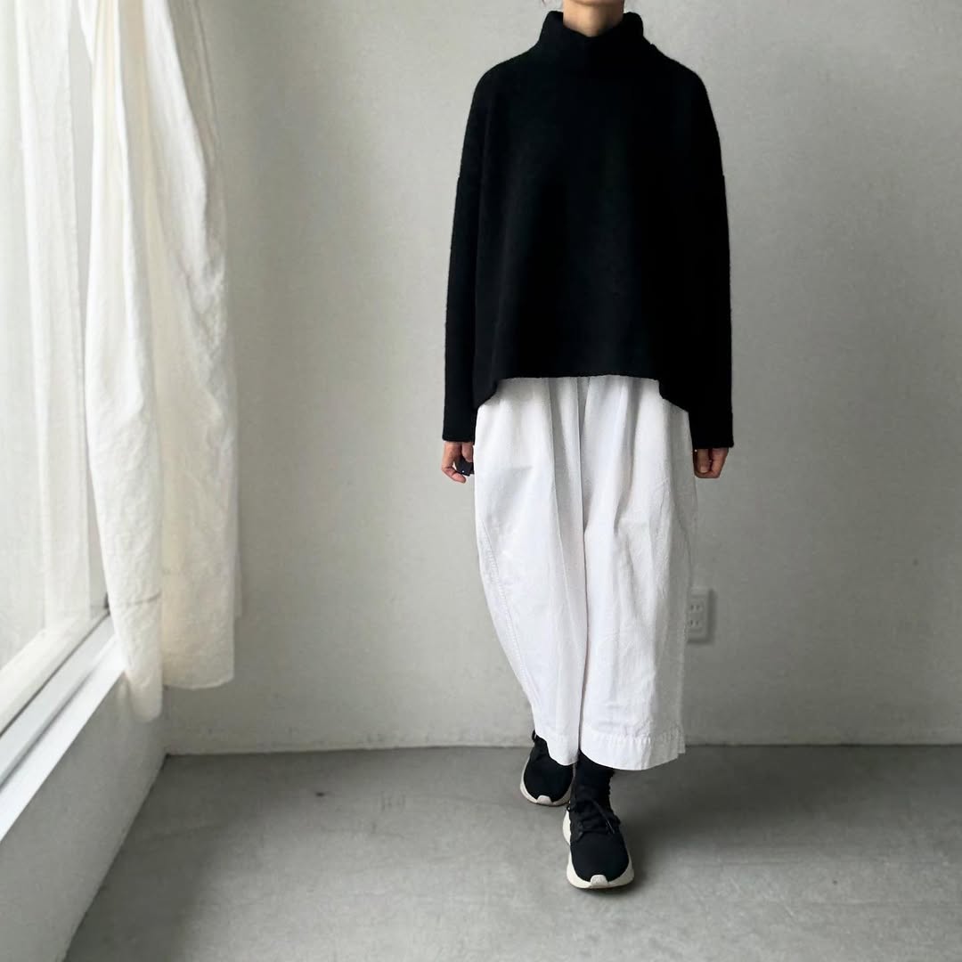 dui jujudhau  ハイネックプルオーバー