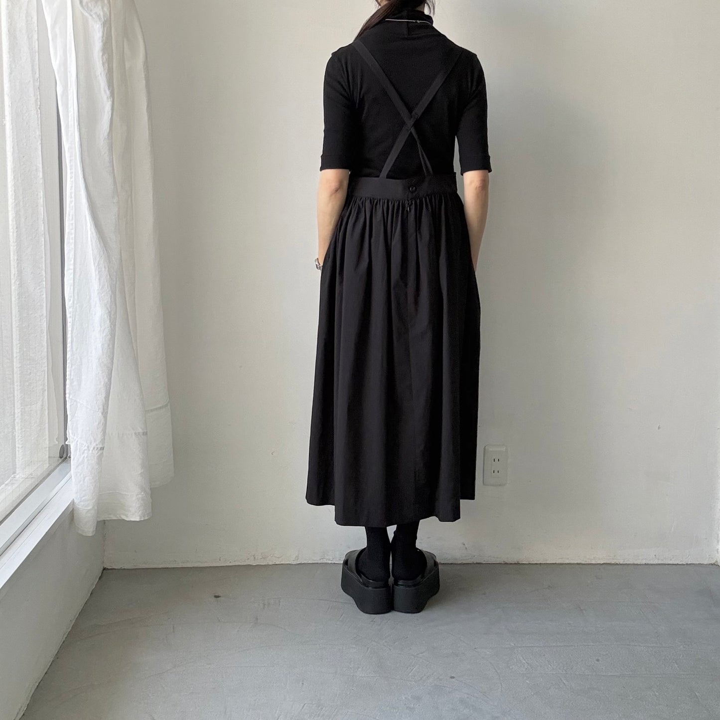 atelier naruse  コットンサスペンダースカート